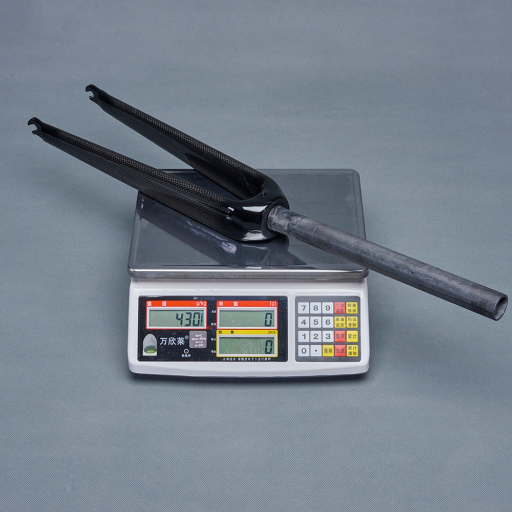 Carbon Front Fork Road Bike Fork 650C Cycling Rigid Front Fork Bike Accessories Straight Tube Diameter 1-1/8" 28.6mm