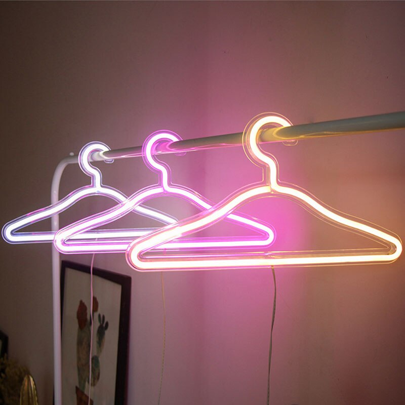 Soporte de ropa letrero de neón con luz LED luces Led de neón de colores, alimentado por USB para dormitorio colgador, decoración de pared para tienda