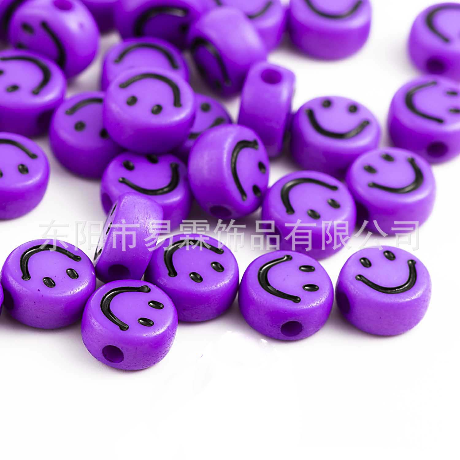 100 Stück 7 x 4 mm bunte lächelnde Gesicht Buchstaben Acryl verlieren Distanzperlen für Schmuckherstellung DIY Armbinde Zubehör: Braun
