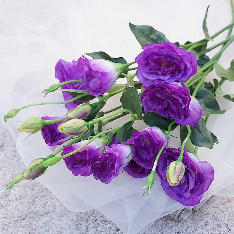 Hvid lisianthus kunstige silke blomster hjemme bord indretning fotografering blomster blomsterartikler