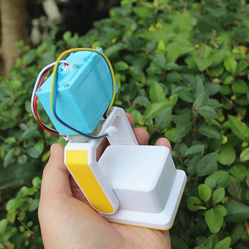 For DIY 1 pcs Robot left or right feet + 2 servos: Right  foot