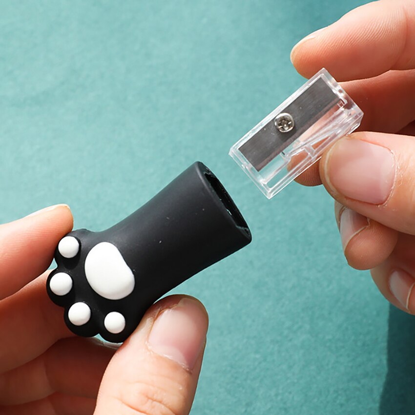 1pcs Cat Claw Shape Plastic Pencil Sharpener Safety Hand held Manual Sharpener cute mini crayon sharpener for office school