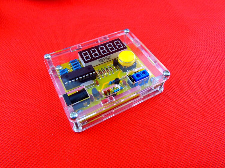 Diy Kits 1Hz Tot 50 Mhz Kristal Oscillator Frequentie Counter Meter Digitale Led Pic Met Case