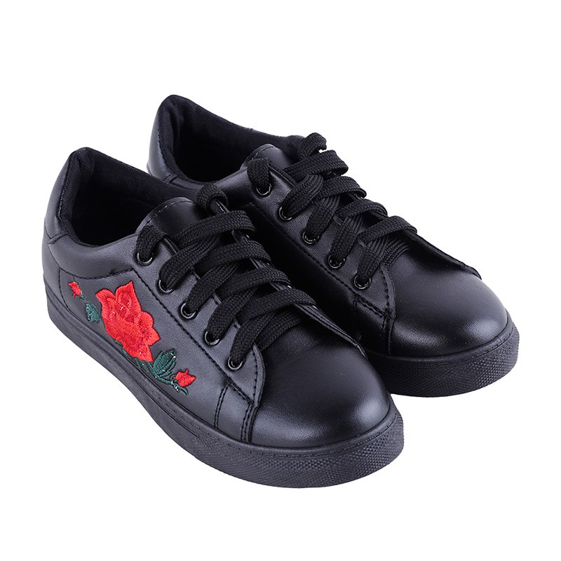Skateboarding sko kvinder blomster broderi sko forår efterår damer sportschoenen komfortable sko: Sort / 6.5