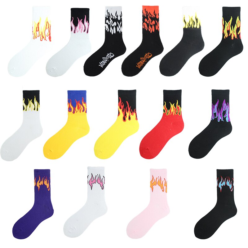 Chaussettes unisexes avec motif de flamme pour femmes, Style Hip Hop Harajuku coréen, chaussettes joyeuses pour hommes, chaussettes de Skateboard antidérapantes amusantes