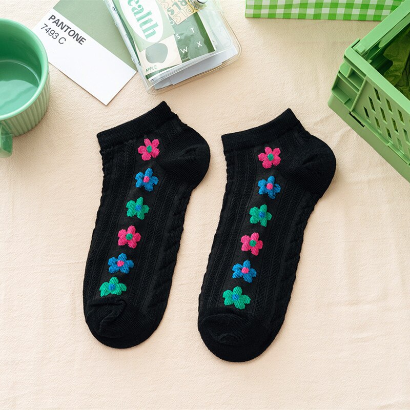 1 Pair Women Socks Cartoon Embroidery Cute Cotton Sock Spring Summer College Style Casual Harajuku Breathable Female Ankle Socks: Black
