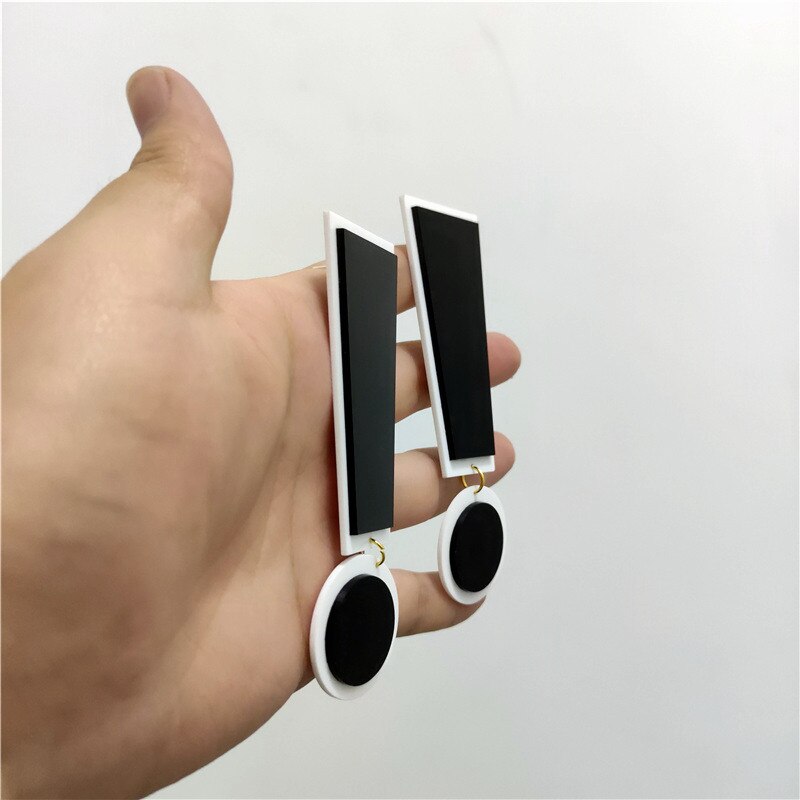 Symbool Uitroepteken Earring Voor Vrouwen Super Grote Grote Zwart Wit Acryl Mode Trendy Sieraden Hyperbole Accessoires