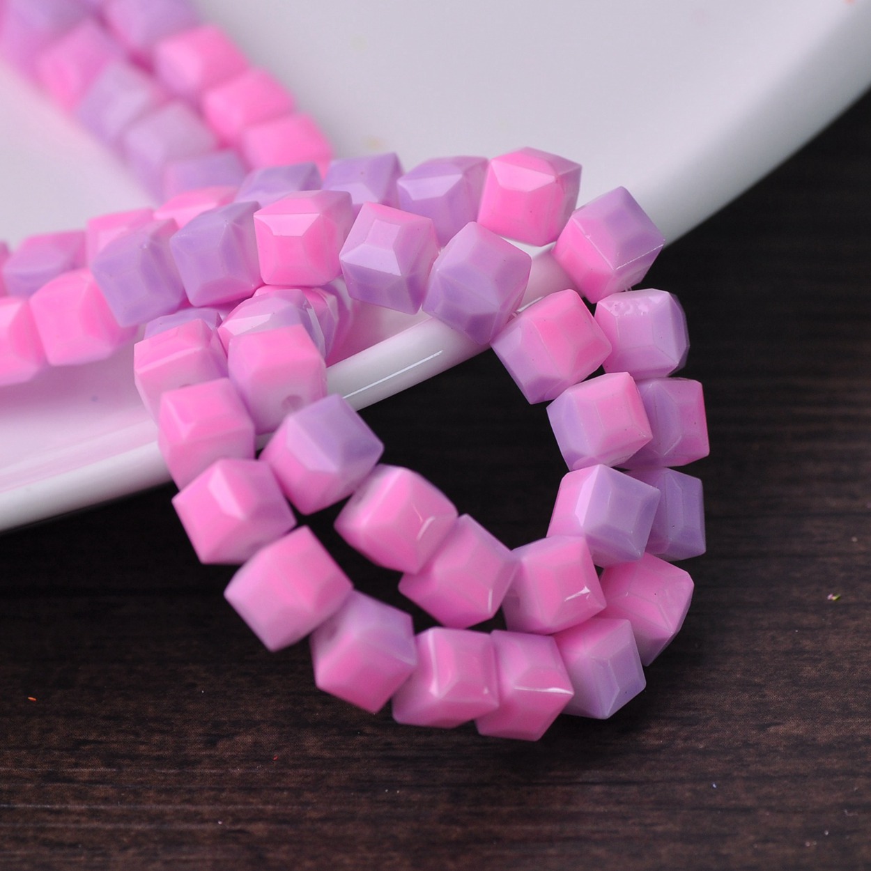 Kleurrijke Bekleed Kubus Vierkant Geslepen 8Mm 10Mm Opaque Glas Losse Ambachten Kralen Lot Voor Sieraden Maken Diy craft Bevindingen