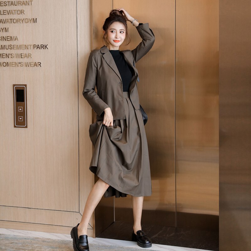 Koreanske kvinner plisséskjørt+blazer todelt dress business dame arbeidsskjørt kvinnedresser enkeltspent dress