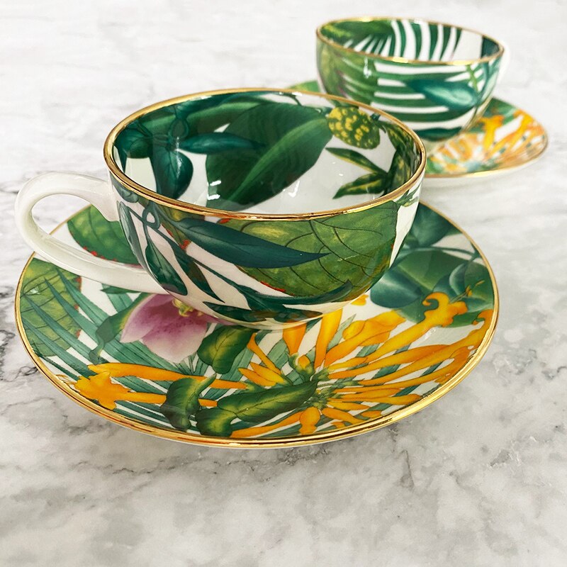 Bone China Tea Cup Saucer Spoon Set 200 ml Ceramic Teacup White Porcelain Coffee Cup Tea Set Cafe Espresso Cup: 1 cup 1 saucer