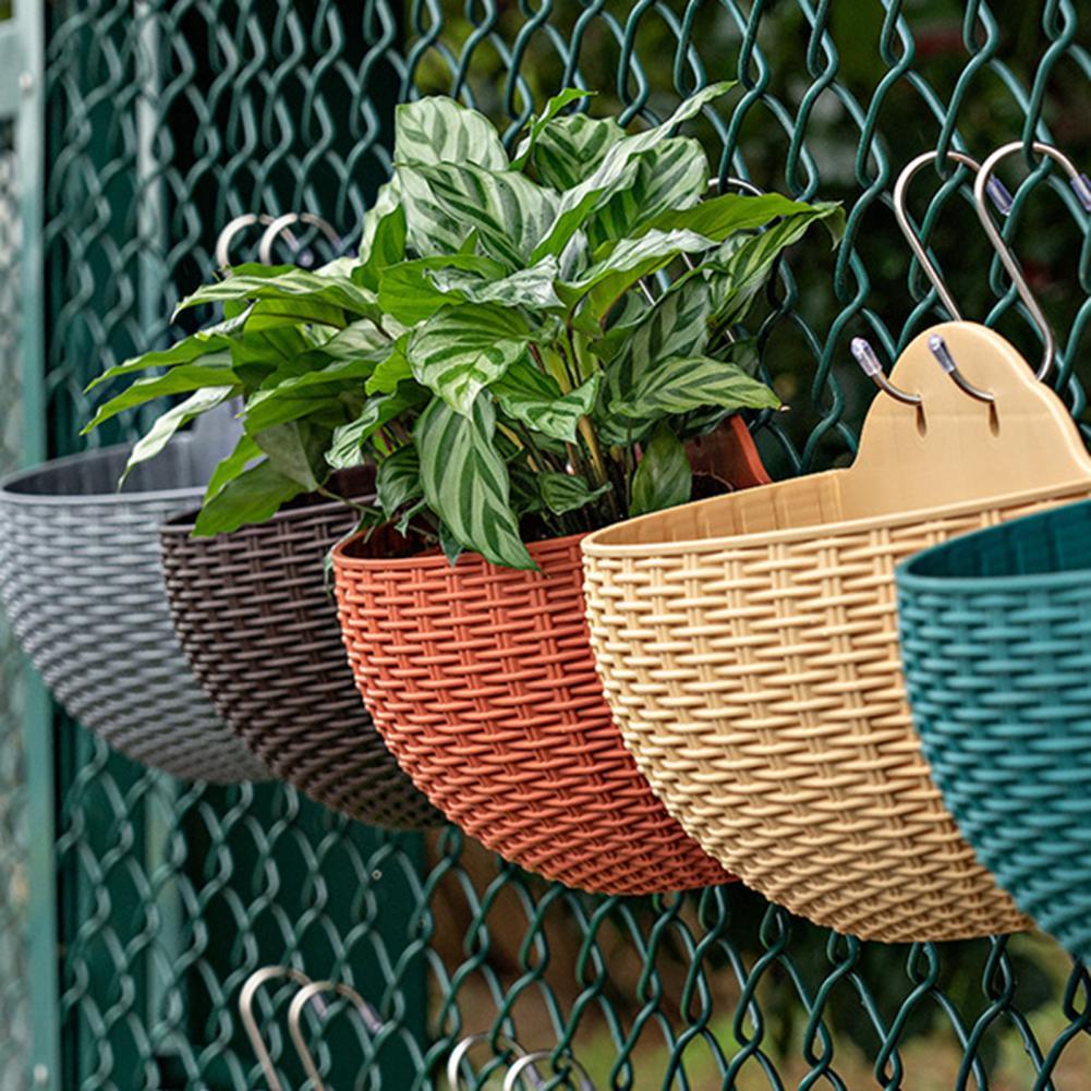 Flower Pot Exquisite Wall-montado plástico Wall Hanging Basket Flowerpot para jardim ao ar livre Varanda Planter Bucket Home Decor Novo