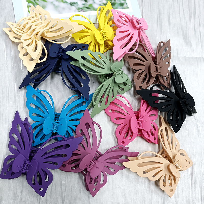 Pinza para el pelo para la cabeza trasera para niñas y mujeres, dulce verano, 13,5 cm, ala de doble capa, antena hueca, pinza para el pelo de plástico de mariposa
