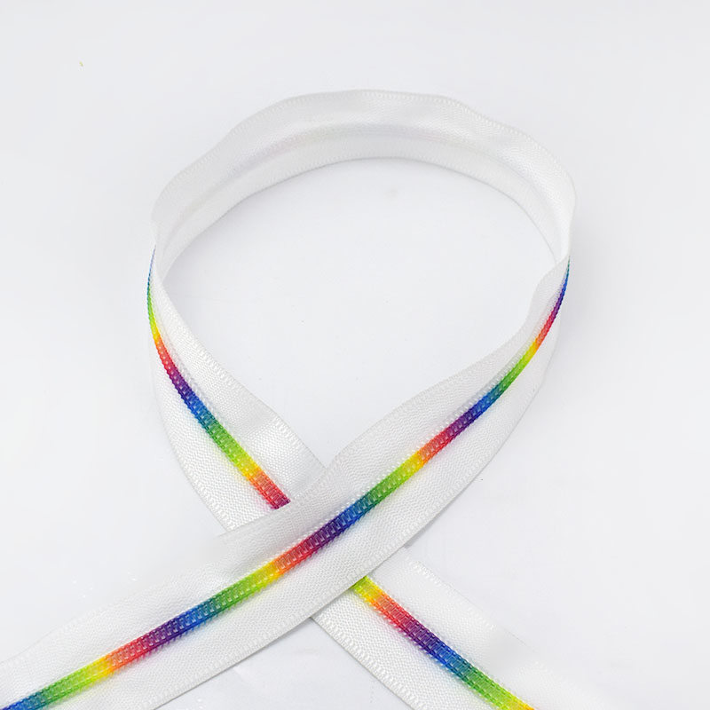 Meetee 2M/5M/10M 5 # Nylon Gekleurde Tand Rits Zwart Wit Doek Code Laden rits Diy Thuis Textiel Zak Naaien Accessoires: ZA016-White / 5Meters