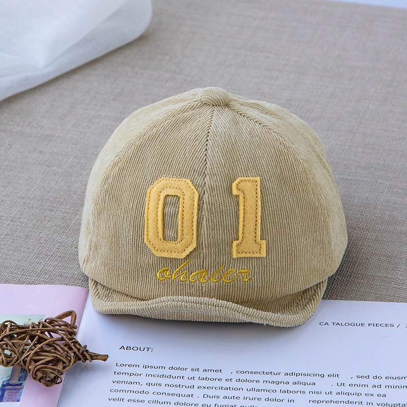 Baby Boy Baseball Cap Corduroy Borduurwerk Brief Nummer Baby Cap Herfst Winter Casual Verstelbare Kids Hoed: Beige