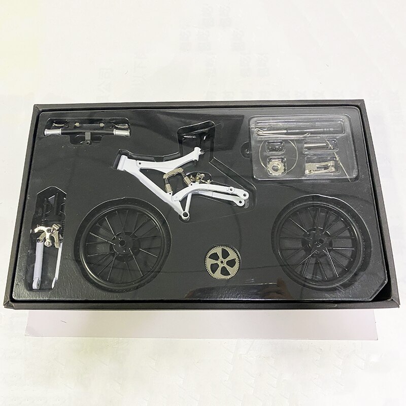 Bicycle Model Simulation DIY Alloy Mountain Road Bicycle Set Decoration Model DIY Model Toy Teaching Model: white