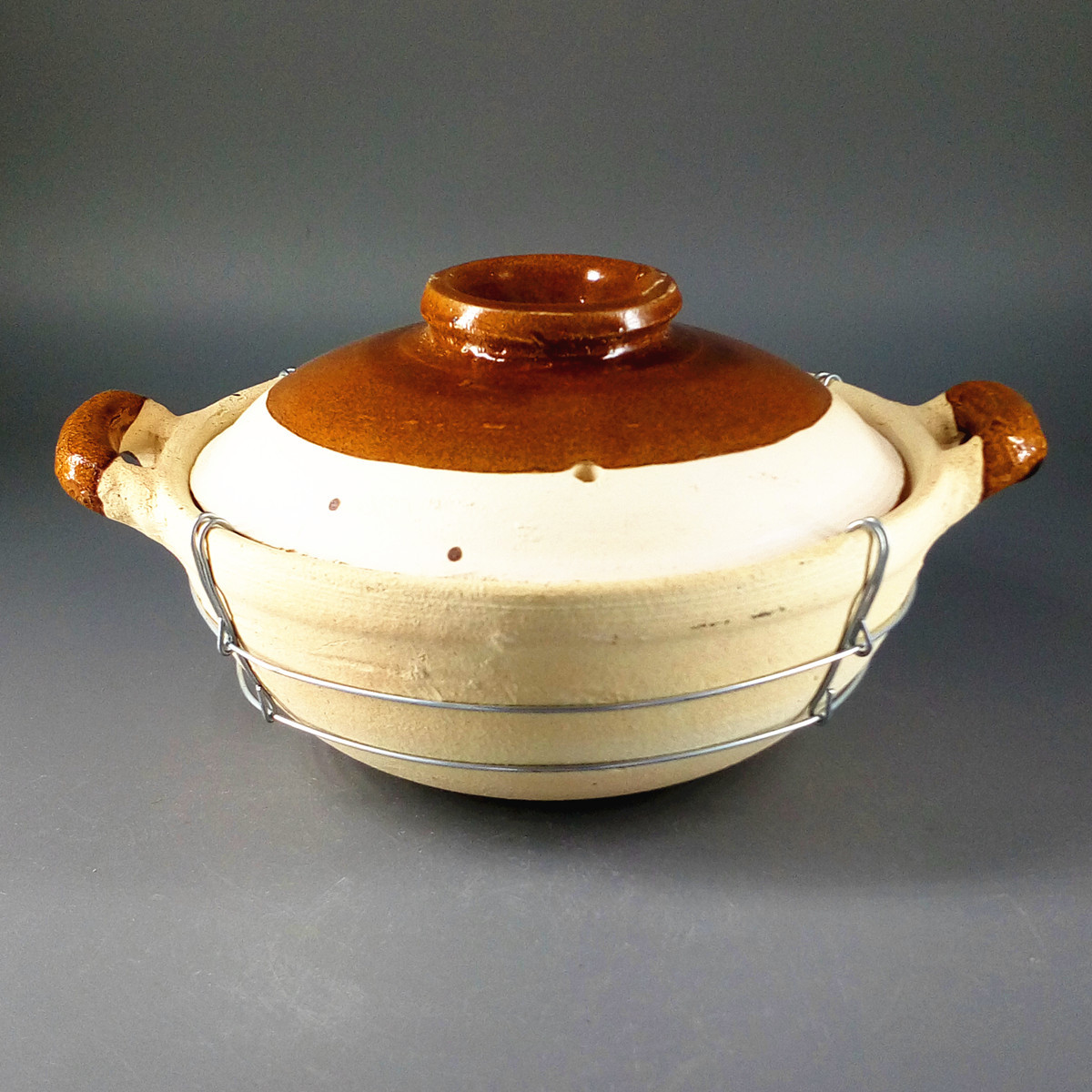 Traditional Chinese casserole earthen pot cooker stew stewpan Hong Kong Guangdong soup rice porridge pot clay pan gas cooker