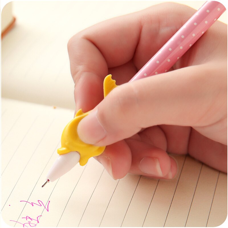 5pcs/lot Cute Wobi Kawaii Silicone Pencil Grip Fish Pencil Holder For Kids Writing Posture Correction School Supplies