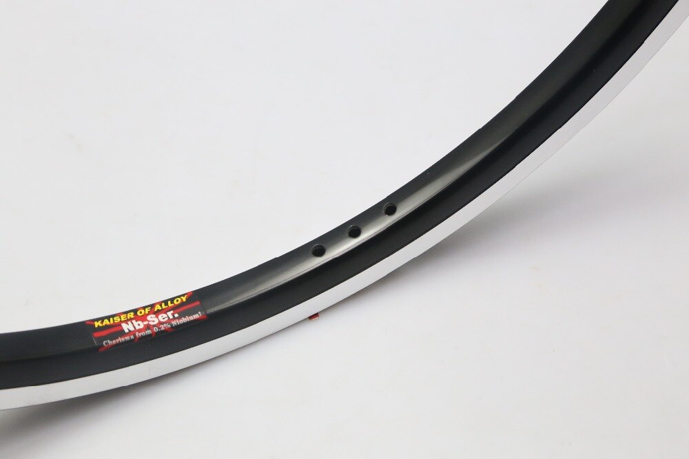 Nbr Clincher Velg 349 220g 14/21 gaten zwart zilver