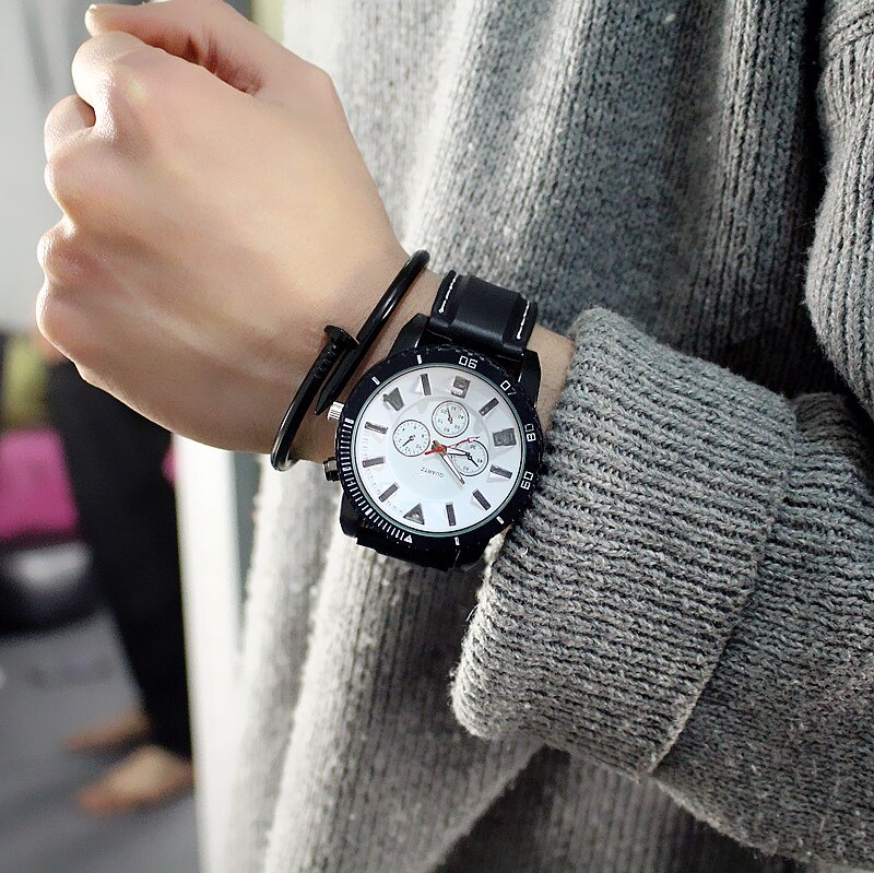 Led Flash Luminous Watch Personality Trends Students Lovers Jellies Woman Men's Watches 2 Color Light WristWatch: White