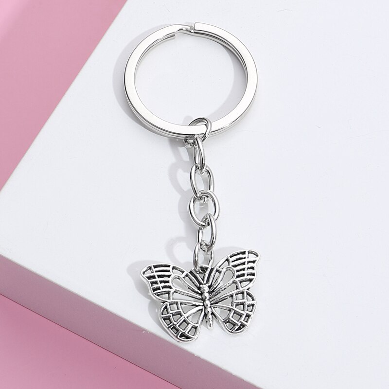 Lovely Butterfly And Flower Keychain Animal Garden Key Ring Metal Key Chains Fit Women Men DIY Car Hanging Jewelry Handmade
