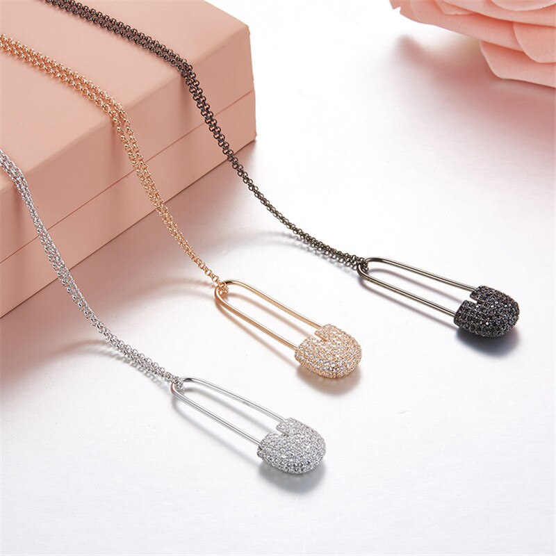 Ketting met 925 sterling zilveren paperclips en pins, merk monaco, roségoud,  s925 statement hangers en sieraden.