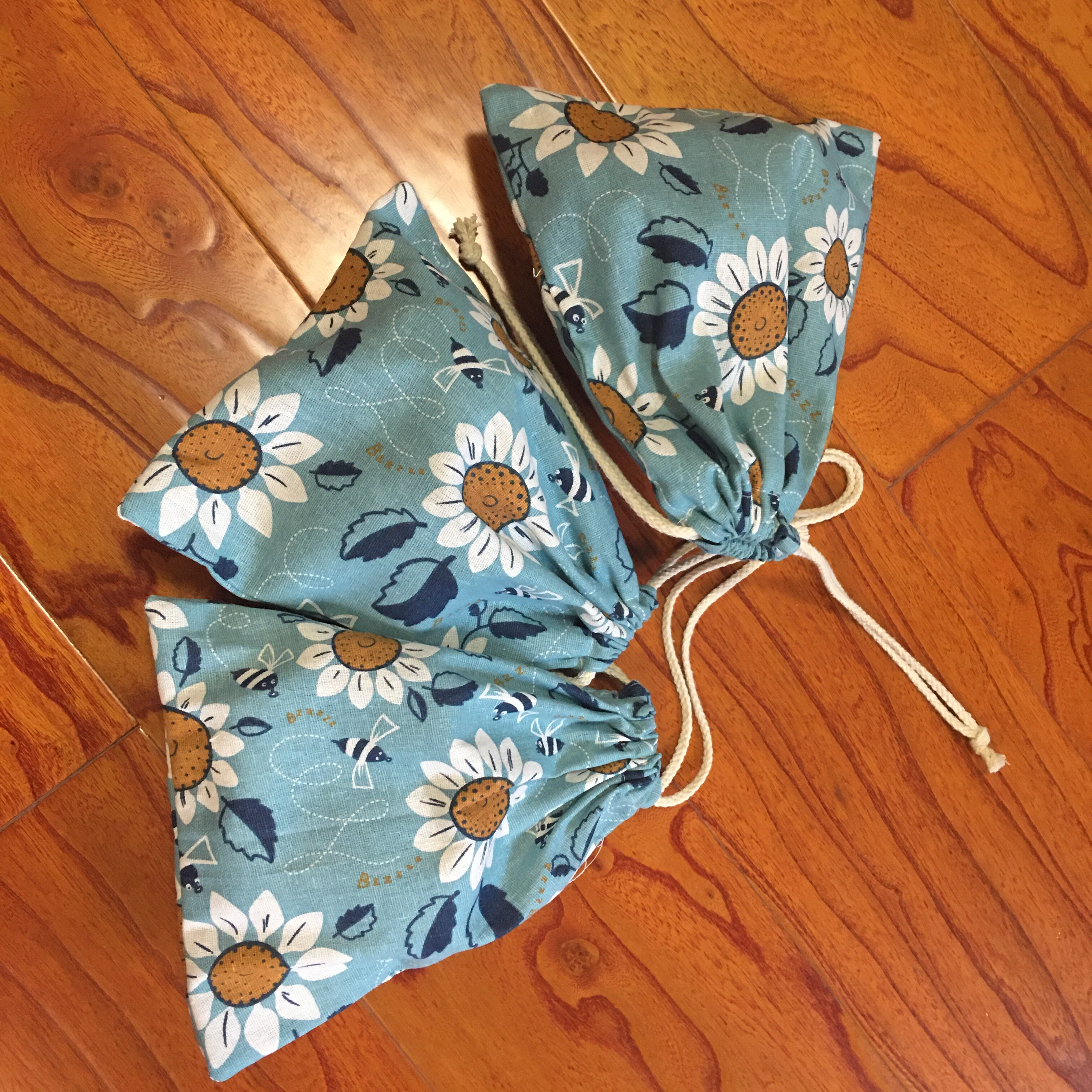 1pc katoenen linnen trekkoord georganiseerde zakjes print zonnebloem bijen feesttas  yl0724c