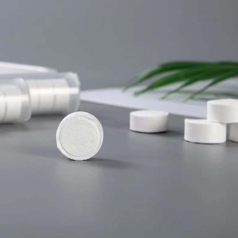 Portable Compressed Washcloth Disposable Compressed Towel Travel Tube Loaded Candy Particles Towels Bathroom Hand Towel