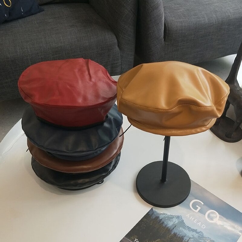 5 farger årgang imitert pu skinn beret lue flat lokk fast svart kaffe vin rød marine fransk caps til kvinner menn