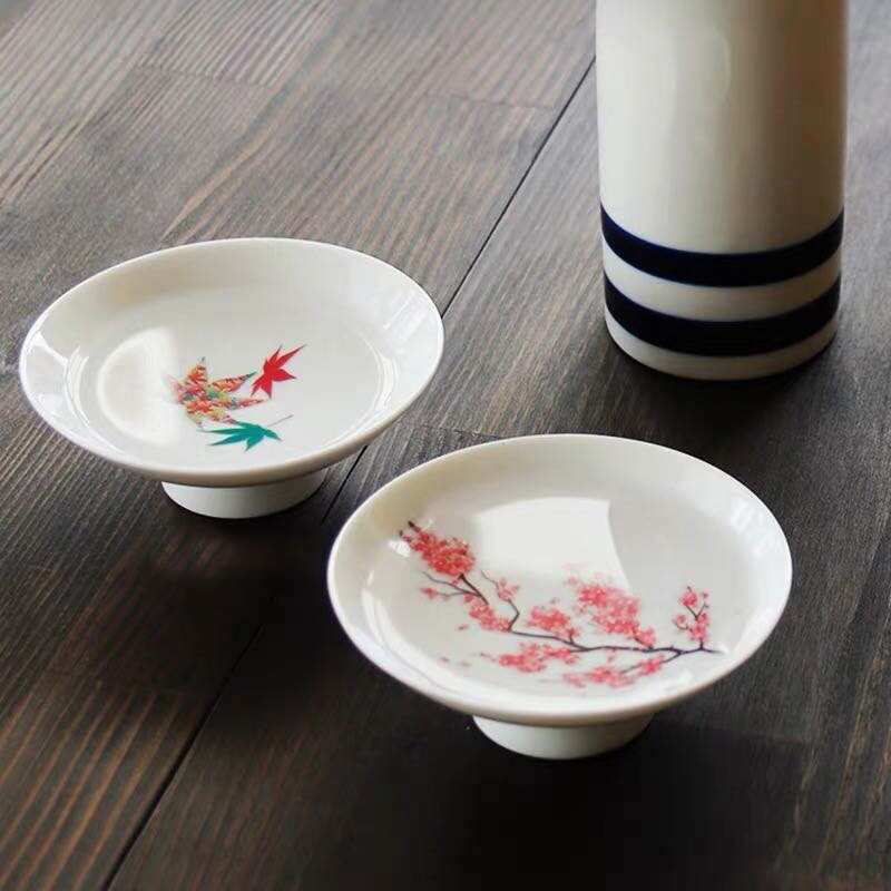 Japansk stil körsbärsblomma plommon blomma sake kopp vattenfärgad missfärgning kopp skål keramik vitt vin persikoblommande kopp
