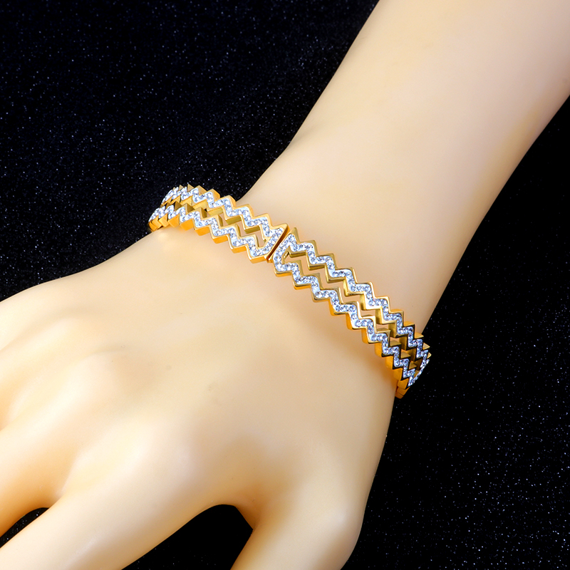 2021 Summer Fashion Zirconia Geometry Bracelet bracciali cavi in acciaio inossidabile bracciale in oro per gioielli da donna regalo per gli amanti del matrimonio