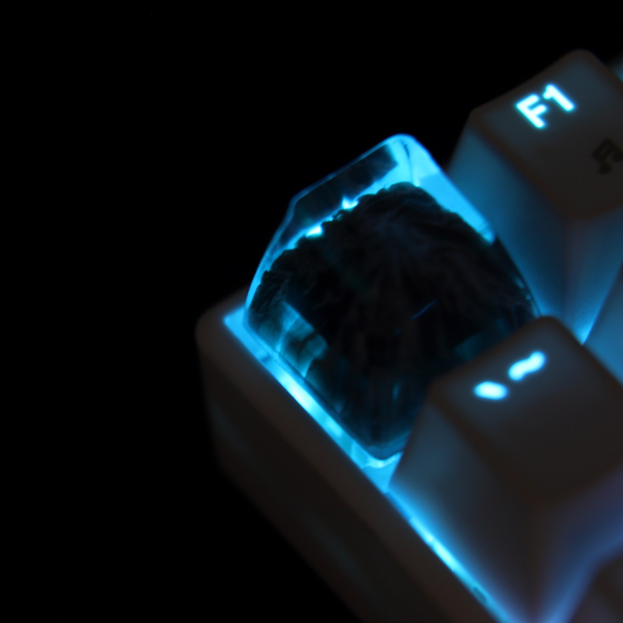 Novelty Artisan Keycap Resin Snow Mountain Shine Through SA Profile Keycaps For Cherry MX Mechanical Gaming Keyboard