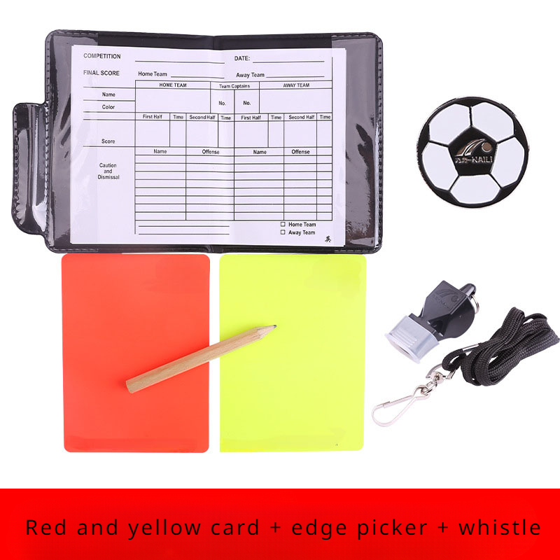 Jeu de cartes d'arbitre de football, drapeau de patrouille d'arbitre, carte rouge et jaune avec crayon, carte d'avertissement de football et cueilleur de bord: Violet