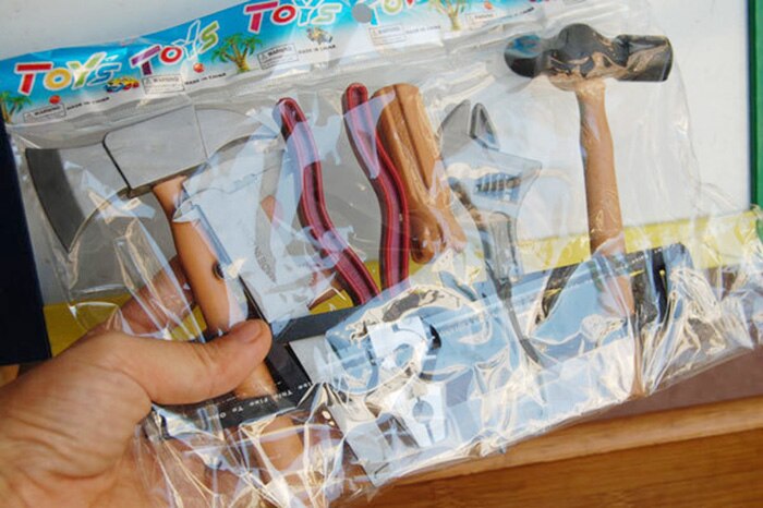 6 pz/impostato Strumenti di Riparazione di Plastica Giocattolo per Bambini Costruttori Giochi di imitazione fantasia costume festa impostato di Accessori per Bambini Giocattoli Educativi Regalo