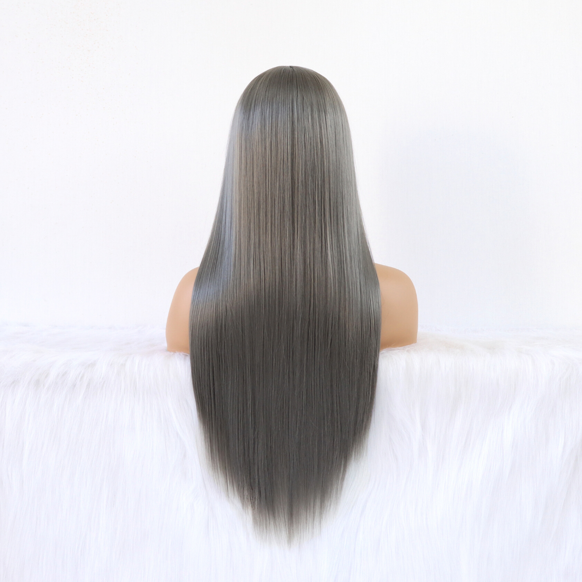 Long Straight Synthetic Lace Wigs Heat Resistant Gray Wig Natural Hair Wig For Women 180 Density 22-24 inch