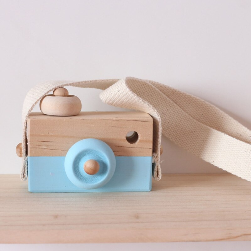 Pine Wooden Camera Mini Play Wooden Camera Toy Handmade Cute Wooden Camera Boys Girls Neck Hanging Camera Portable