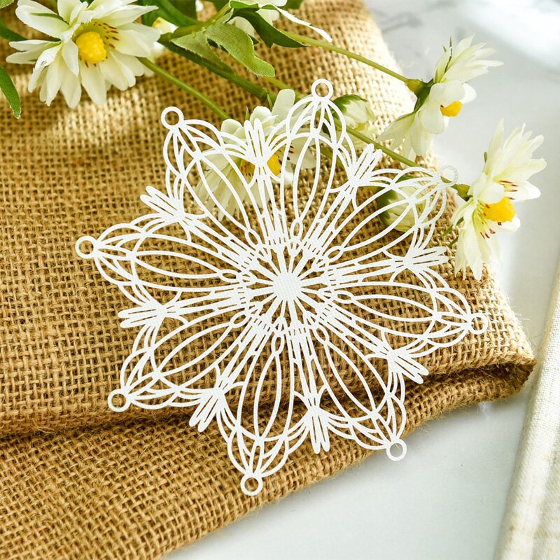 White Lace Paper Doilies/Placemats for Wedding Party Decoration Supplies Scrapbooking Paper Crafts H