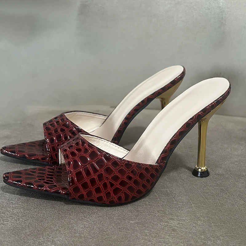 Glamorösa högklackade sandaler med krokodilstruktur - eleganta slip-on stilettklackar med spetsig peep toe för fester och banketter: Blå / 36