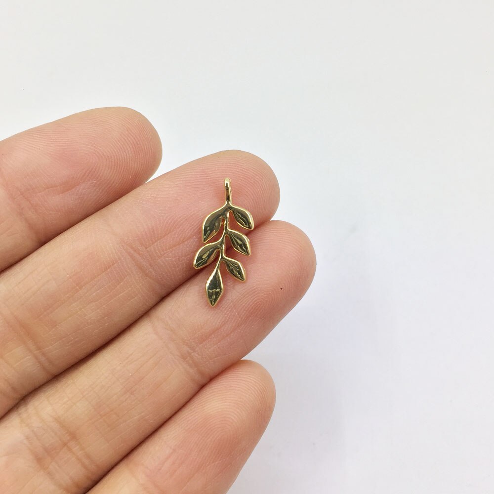 Eruifa 20pcs 7*14mm Gold/Silver Plated Leaf Zinc Alloy Charms Pendant Jewelry DIY Necklace Bracelet Earrings 2 colors