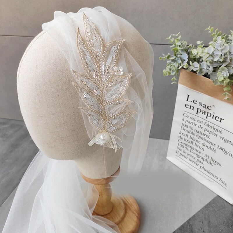 Women Lace Pearls Short Wedding Veil Cathedral Ivory Bridal Headdress Bride Marriage Accessory