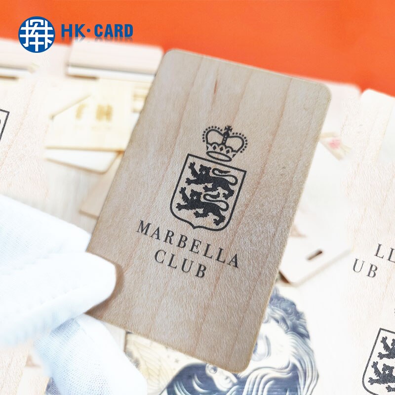 Programmable bamboo wood business Cards RFID ISO14443A Smart NTAG213/216 NFC wooden hotel key card