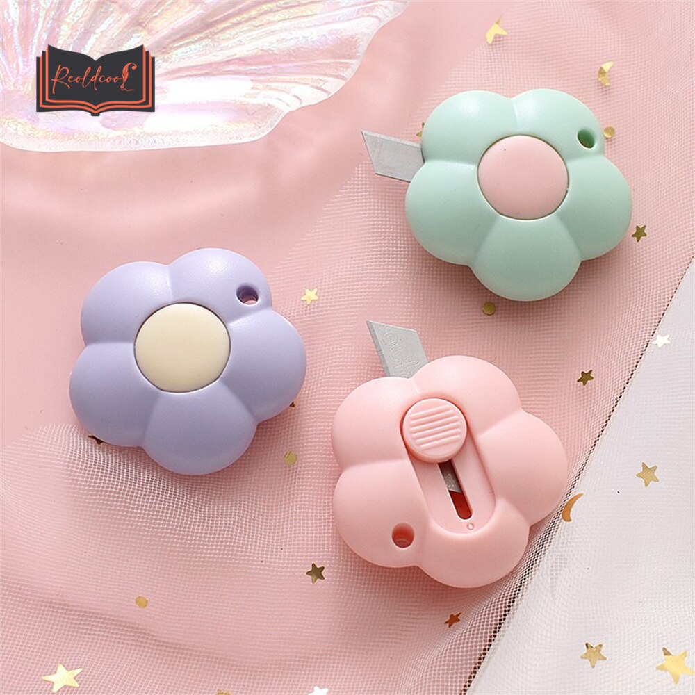 1pc Cute Flowers Art Cutter Portable Mini Utility Knife Student Art Supplies DIY Tools Stationery Paper Cutter