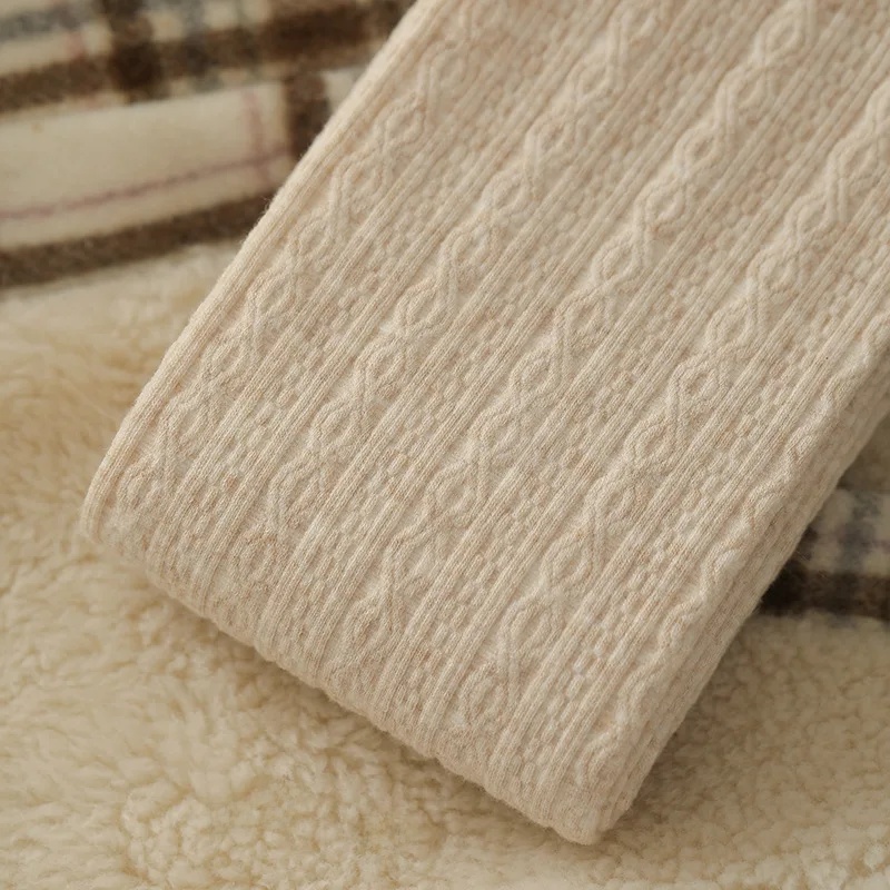 Figurformende, cremefarbene, gestreifte, gedrehte strumpfhose für damen, dünne Vlies-basisschichtsocken für frühling und herbst, Ideal für draussen-aktivitäzehn: Pp / Elfenbein