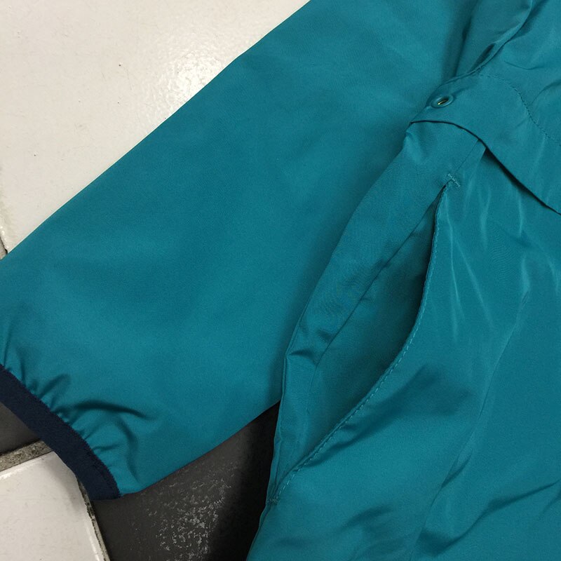 Children/Kids/Boys Blue Windproof Spring Jacket, Windbreaker with Cute Sile , size 9M to 5Y