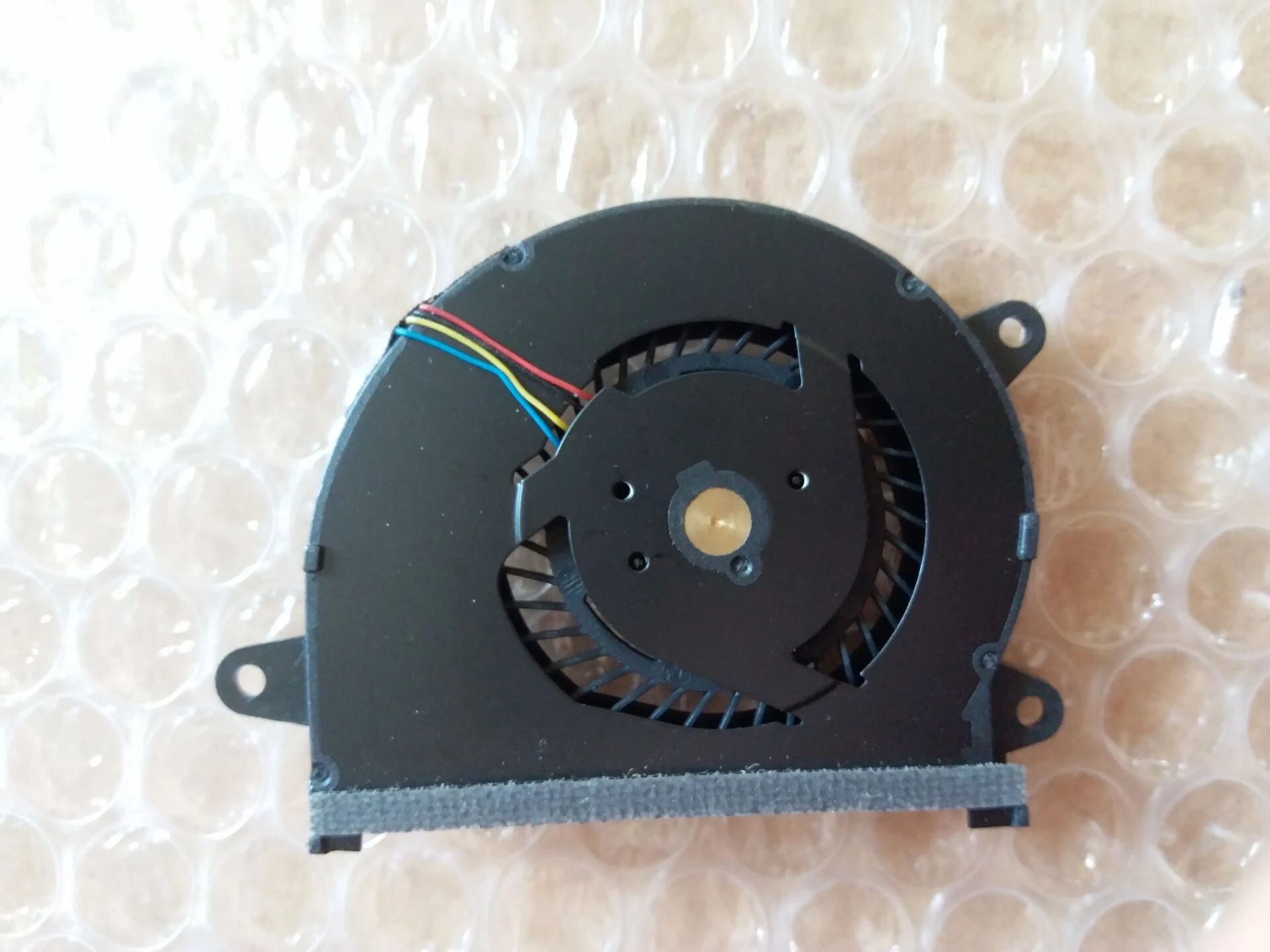 Laptop CPU GPU Cooler Fan For ASUS ZENBOOK UX32 UX32A UX32LA UX32LN UX32VD KDB05105HB CB47 CB48 13N0-MYA0701 Radiator cooling fa