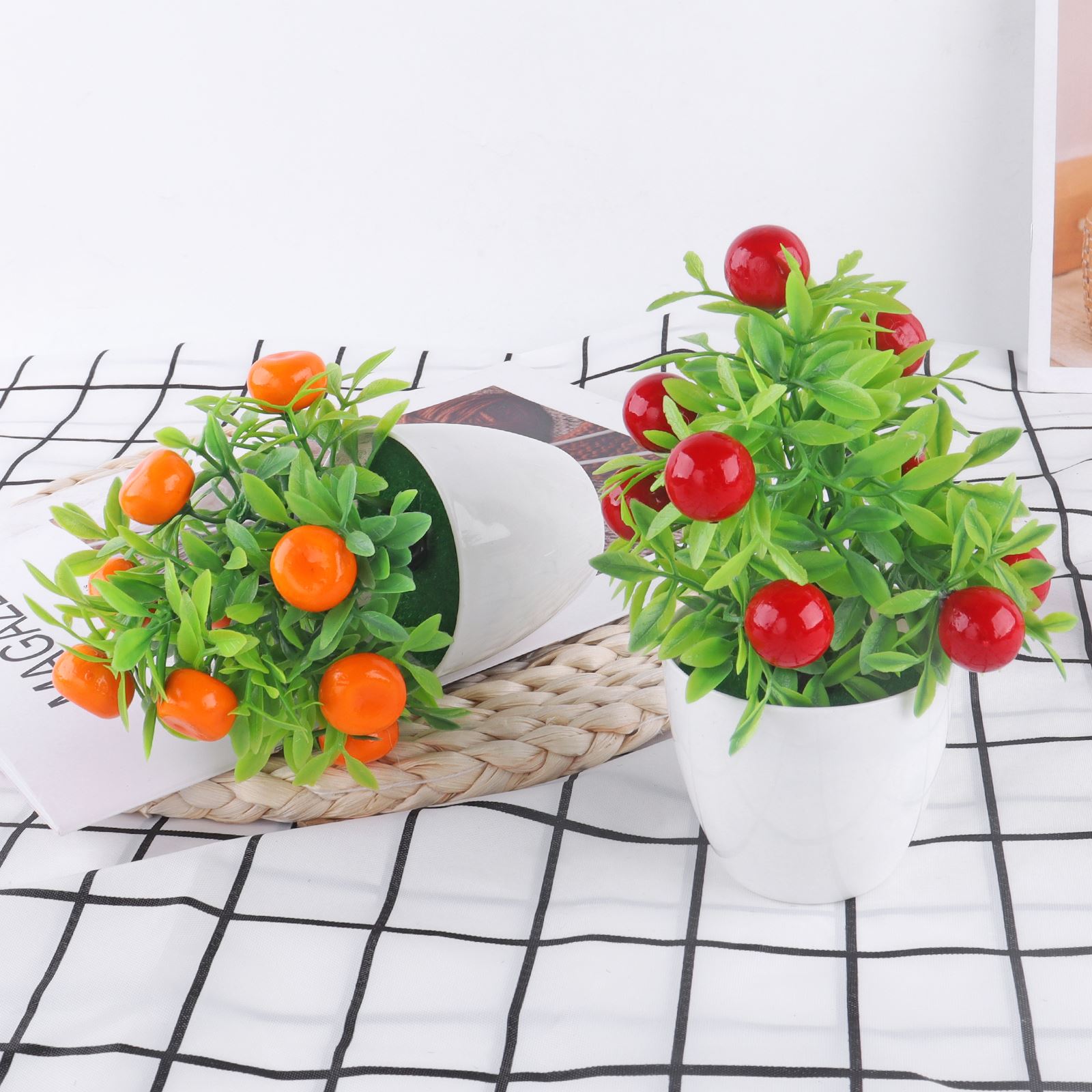 Kunstige planter bonsai appelsin granatæble frugt chili træ potte vindueskarm dekoration hjemme bord dekoration mini plast ornament