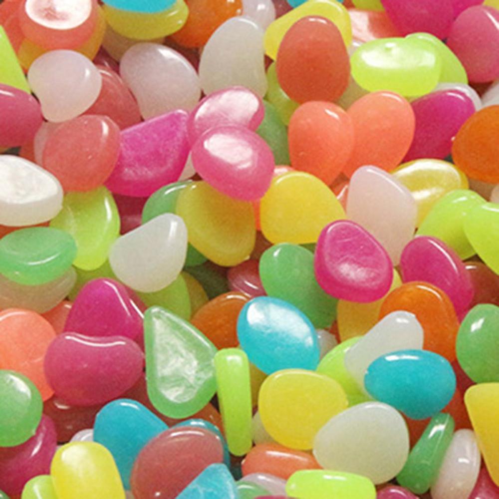 50 Uds. Color Artificial piedra luminosa piedra fluorescente piedra brillante completo Inglés bolsa embalaje paisajismo del tanque de peces