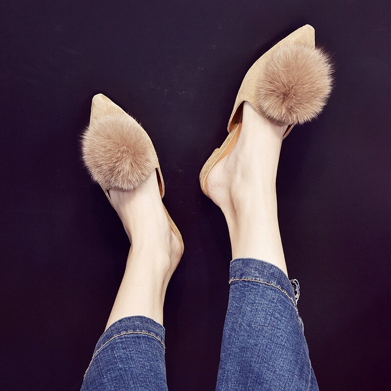Merk pompon muiltjes schoenen dames slippers bontbal slippers dames puntige neus muiltjes sandalen platte slippers winter pluizige bont schoenen