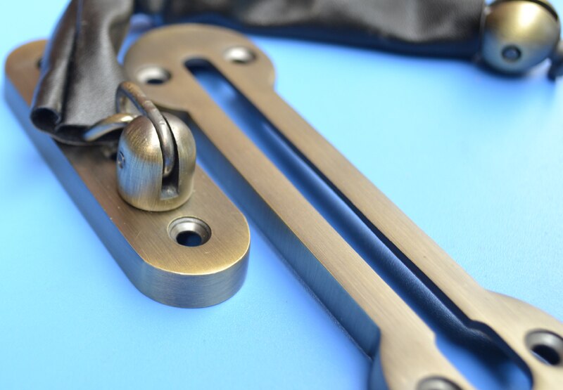 Anti-theft deduction thick door security chain buckle hotel home door bolt lock household hardware part latch