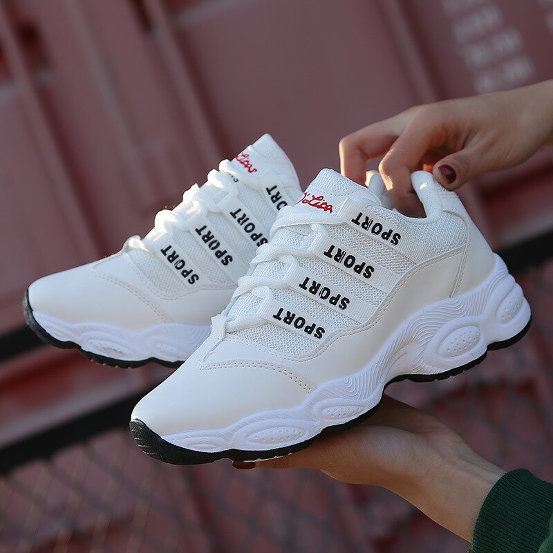 Fitness Cross Training Shoes Super Fire Chic Sport Shoes For Women Flat Net White Sneakers Shoes Tourism Casua Women Shoes: white / 4