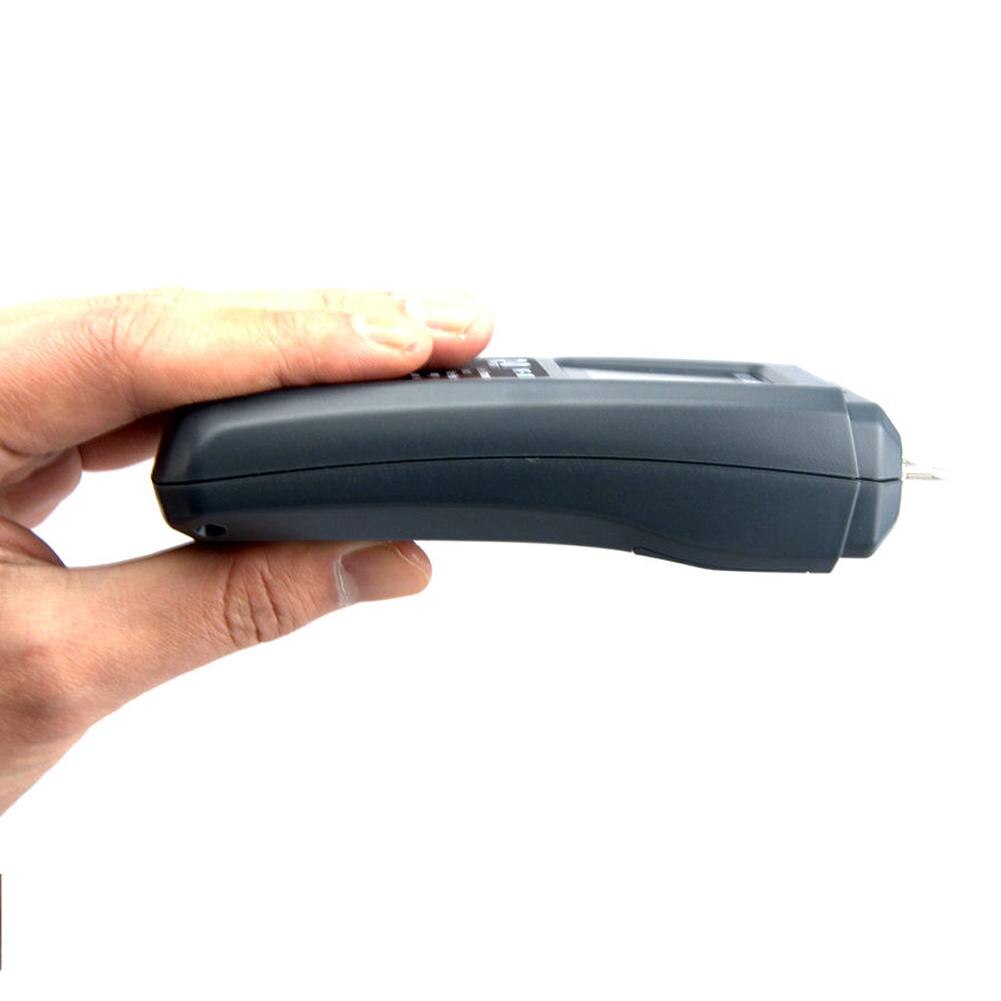 Digital Wood Moisture Meter Handheld LCD Moisture Tester Damp Moisture Tester Detector for Firewood Paper Humidity Measuring